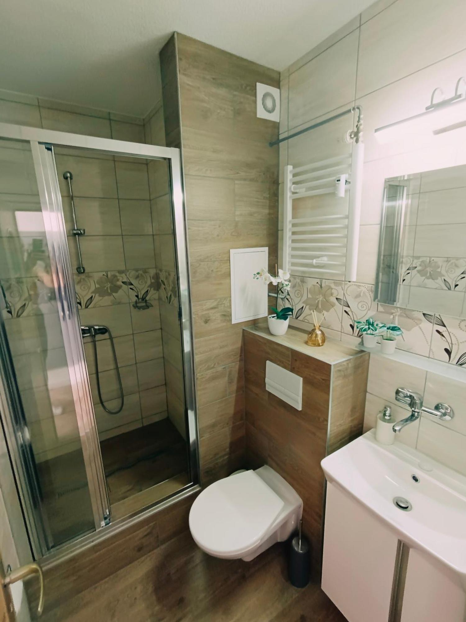 Studio Srncek - Tatranska Strba - Wellness, Bazen Zewnętrze zdjęcie